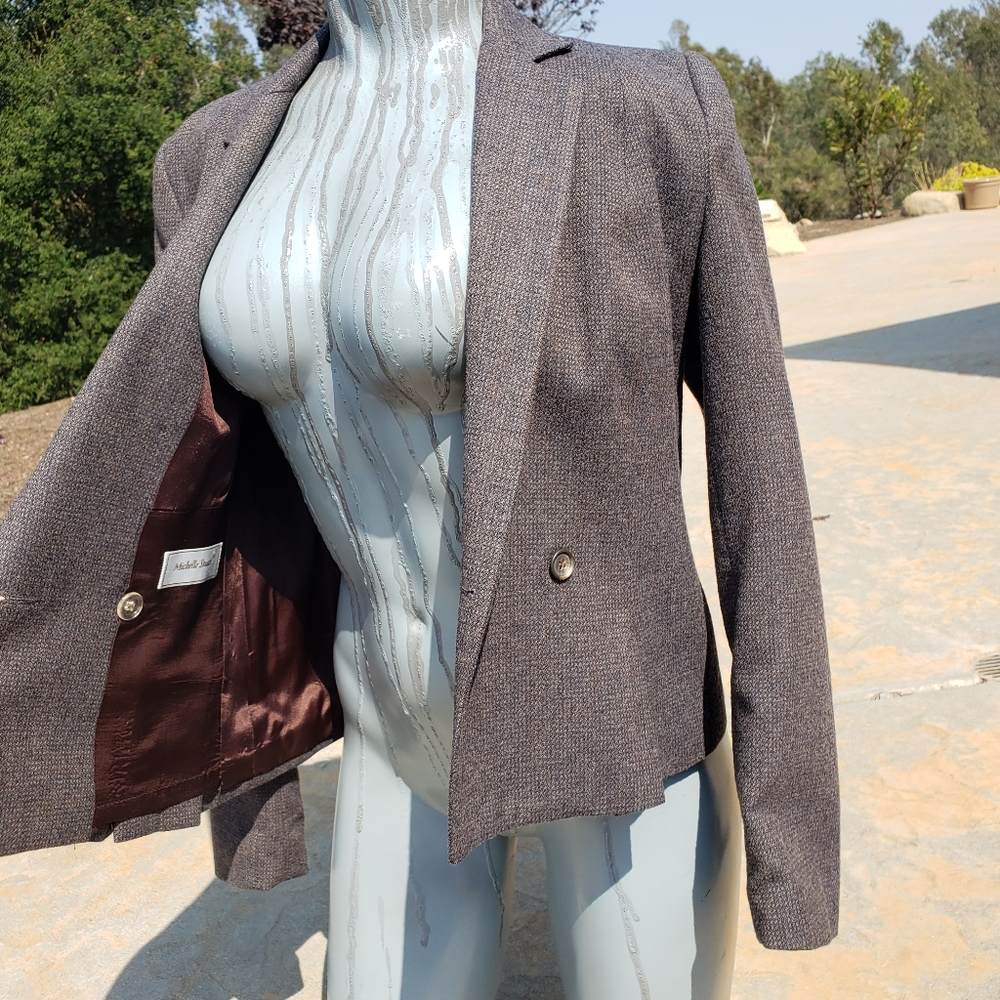 Stunning Vintage Pleated Professional Work Blazer
